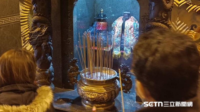 拜土地公「麻糬黏錢」老套？命理師這樣說