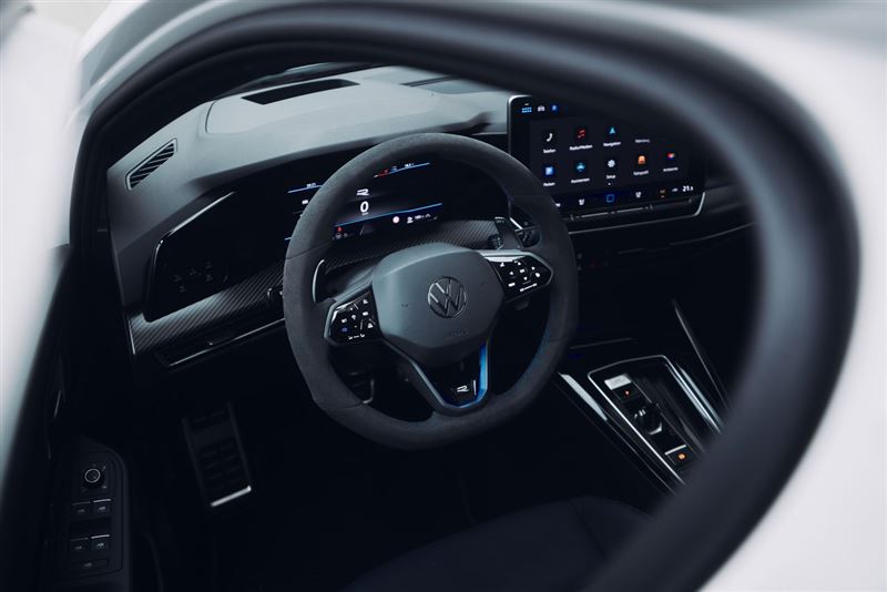 R專屬10.25吋數位儀表搭配R View模式。（圖／Volkswagen提供）