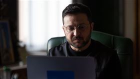 澤倫斯基坦言，全球將焦點關注中東戰火，擔心會失去美國盟友的支持。（圖／翻攝自X平台 @ZelenskyyUa）