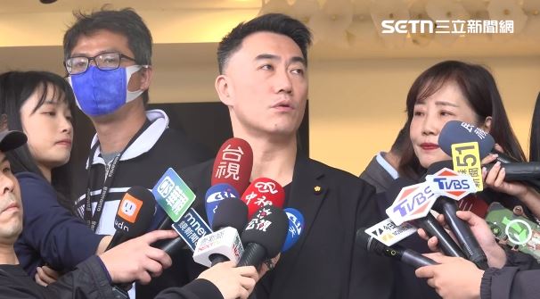 國民黨文傳會主委尹乃菁與立法院黨團書記長林沛祥共同接受媒體聯訪。（圖／翻攝畫面）