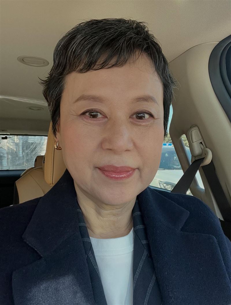 曾演出《順風婦產科》媽媽的韓國演員朴美善努力對抗癌症。（圖／翻攝自朴美善IG、YouTube）