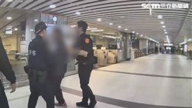 北市莊翁因不滿被要求補票大鬧北車。（圖／翻攝畫面）