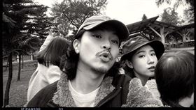 結婚已滿11年的藝人方志友與楊銘威，長期以家庭和樂、經常放閃的形象示人，兩人育有子女，一家四口生活看似穩定幸福。然而近期卻傳出婚姻生變的消息，引發外界熱議。（圖／翻攝自方志友FB）