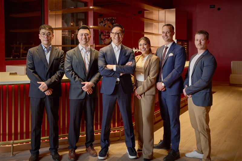 董事長徐承義率領當地專業團隊，展現國際級競爭力，目標拓展全美餐飲市場。（圖／品牌業者提供）