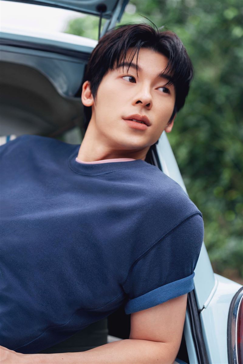 UNIQLO攜手15周年品牌大使許光漢，演繹夏日穿搭新靈感。（圖／品牌業者提供）