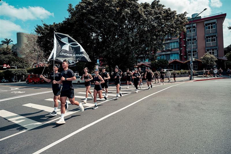 品牌攜手RESILIENT RUNNING CLUB跑團，於3月14日舉辦「Wanna Run」城市路跑。（圖／品牌業者提供）