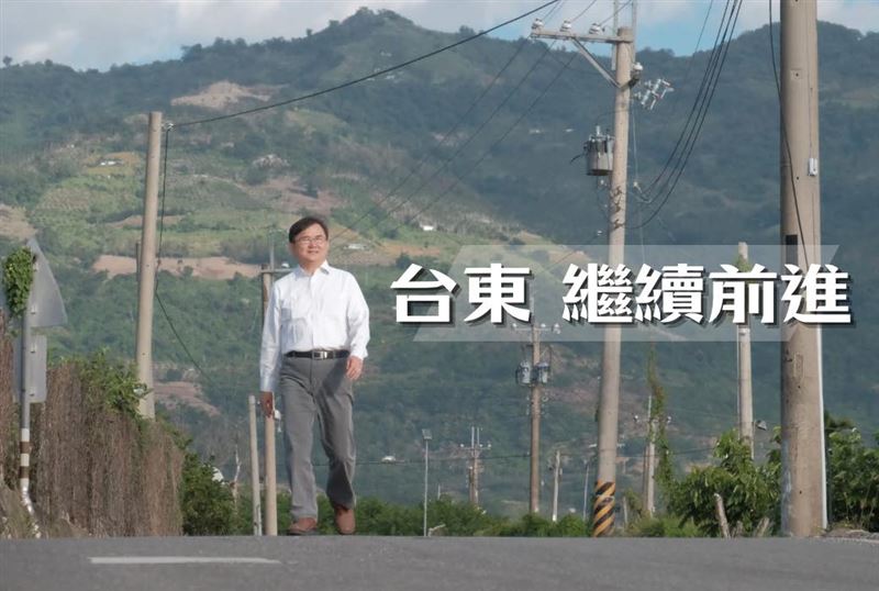 外界好奇是否第七度參選,劉櫂豪公開一張「繼續前行」的照片。(圖/翻攝自劉櫂豪臉書)