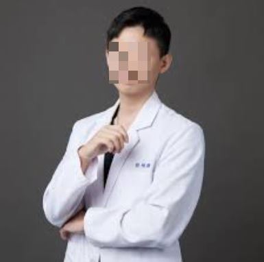 網紅獸醫師近日被爆有多重感情糾紛。（圖／翻攝自IG）