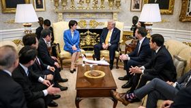 美國總統川普和日本首相高市早苗會面。（圖／翻攝自X平台@WhiteHouse）