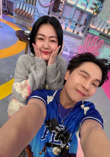 小S重回《小姐不熙娣》工作崗位。（圖／翻攝自IG @patrickliu0721）