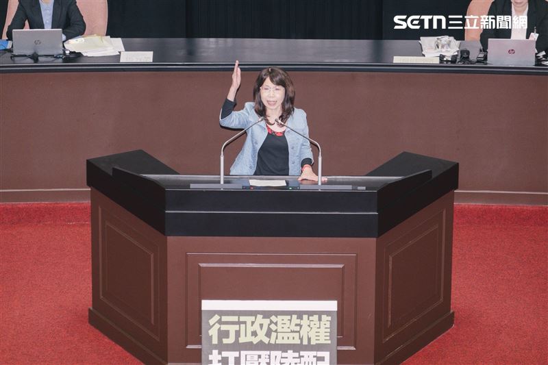 民眾黨團提案譴責李柏毅、劉世芳，立委陳昭姿發言（圖／記者楊士誼攝影）