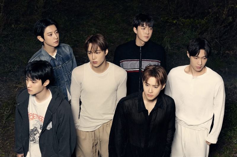 EXO第八張正規專輯《REVERXE》已在1/19發行。（圖／翻攝自IG @weareone.exo）