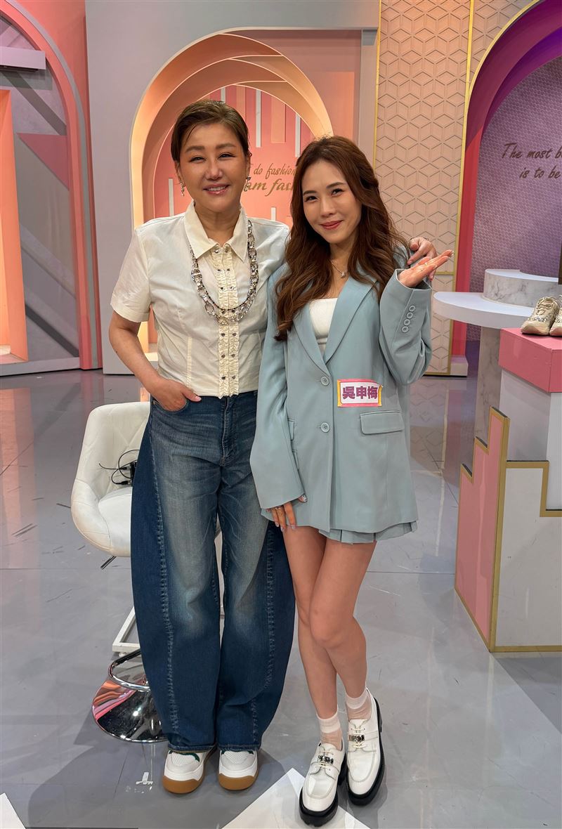 吳申梅近日好消息頻傳。(圖/喜上梅梢娛樂提供)