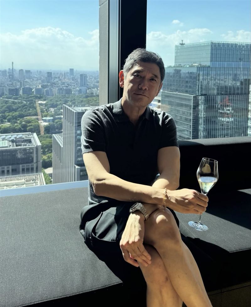 杉本哲太宣布離婚。（圖／翻攝自IG）