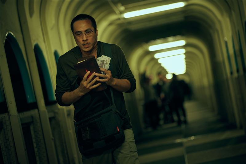 莊凱勛《祭弒》化身嗜賭鬼父「祭子借運」衰全家。（圖／威視電影提供）