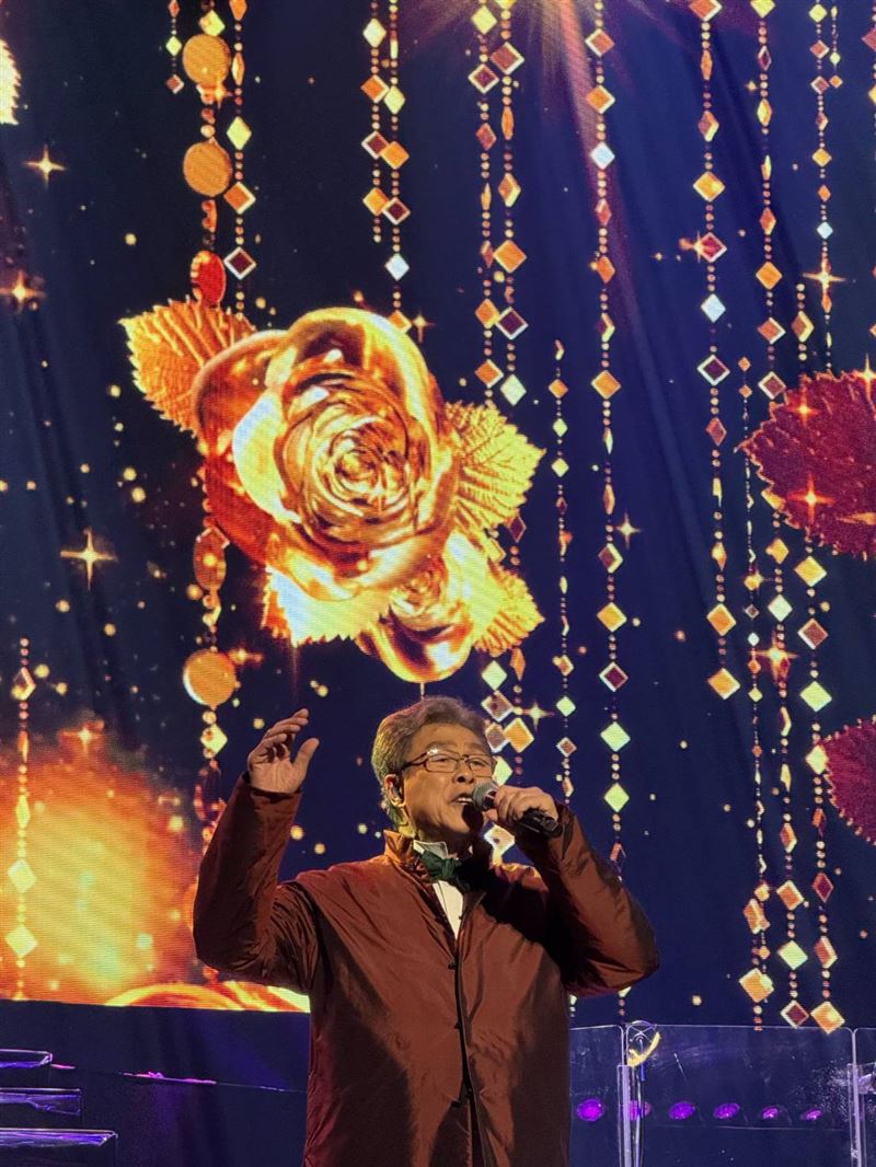 楊烈在台中開唱。(圖/印太戰略智庫提供)