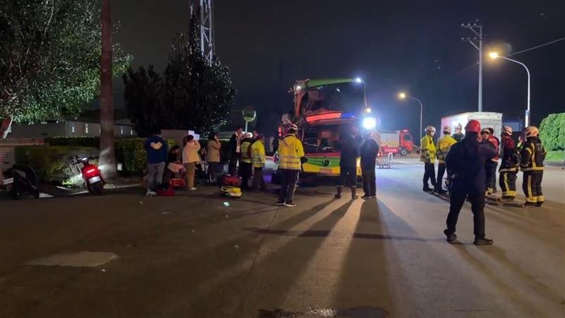 桃園蘆竹車禍!遊覽車追撞貨車、釀21人傷
