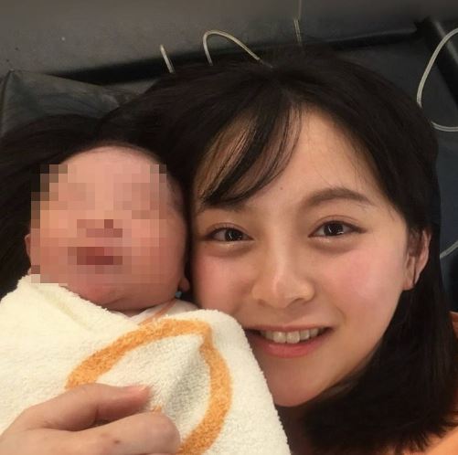 陳詩媛2025年6月登記結婚,今日誕下兒子。(圖/翻攝自IG@chilinwang)