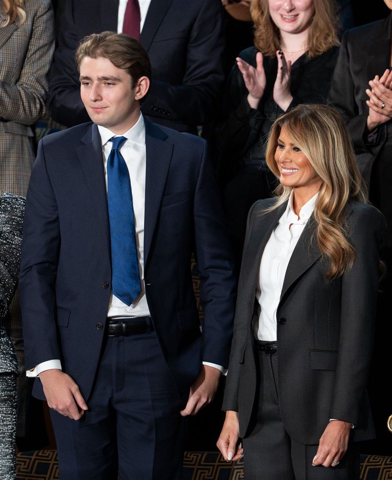 巴倫（左）是川普和梅蘭妮亞（右）的獨子，20日是他20歲生日。（圖／翻攝The White House Flickr）