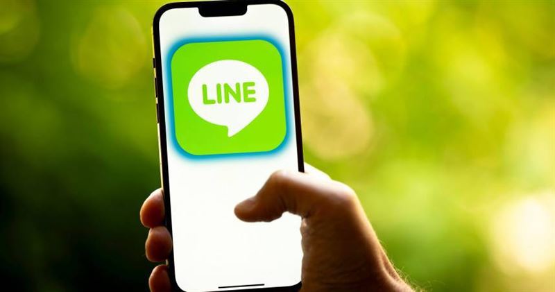 LINE推出「櫻花雨特效」，只要打開聊天室就可以看到櫻花飄落。（示意圖／翻攝自PhotoAC）