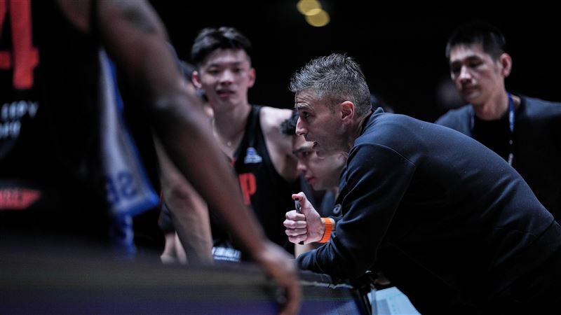 三分少對手11顆還倒贏26分 卡總點出關鍵