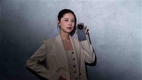 林予晞成立「雙木林攝影工作室」後忙翻，反而更偏好用手機記錄生活。（圖／小米提供）