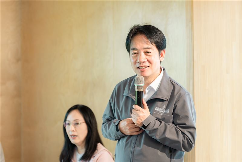 總統賴清德參訪台東地方創生「女兒不懂茶」據點（圖／總統府提供）