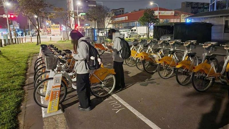 女大生赴桃園打工　搭小黃被丟包西濱公路