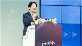 總統賴清德出席「磐石會第28屆、第29屆會長交接典禮」（圖／總統府提供） 