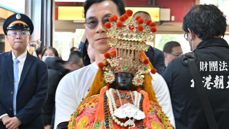 朝天宮媽祖駐駕北車!駐轎架高原因有洋蔥