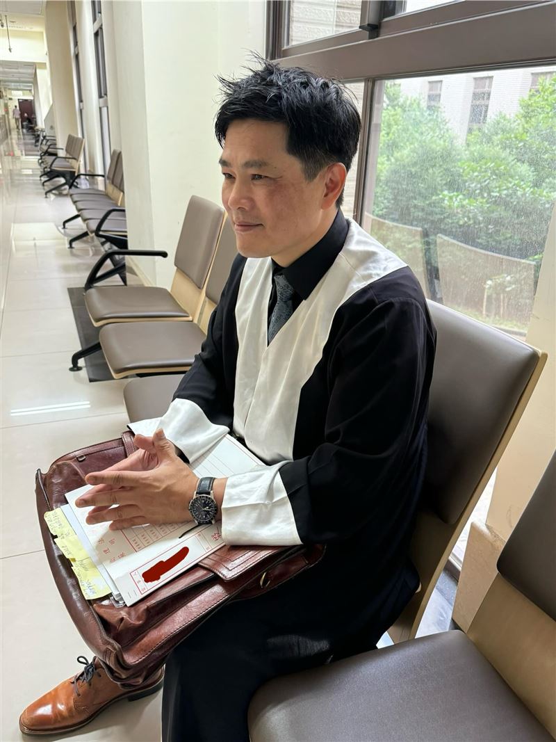 身為律師歌手，蘇明淵擅長將案件寫進歌詞與旋律。（圖／翻攝自蘇明淵臉書）