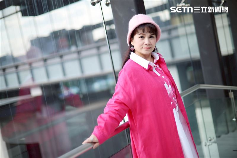 凃佩岑是民歌時代的經典歌手。（圖／記者鄭孟晃攝影）