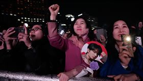 現場粉絲年齡層相當廣。（圖／美聯社／達志影像）