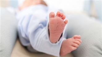 婆婆勸「多捏寶寶耳朵」才會好看　醫傻眼