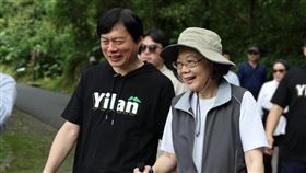 蔡英文前往宜蘭和林國漳一同登山。（圖／翻攝自林國漳臉書）