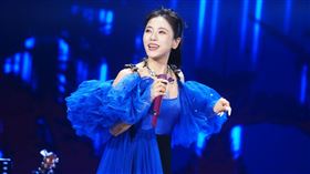 丁噹、阿弟「夜遊 A Night Tour」巡迴演唱會成都站。（圖／相信音樂提供）