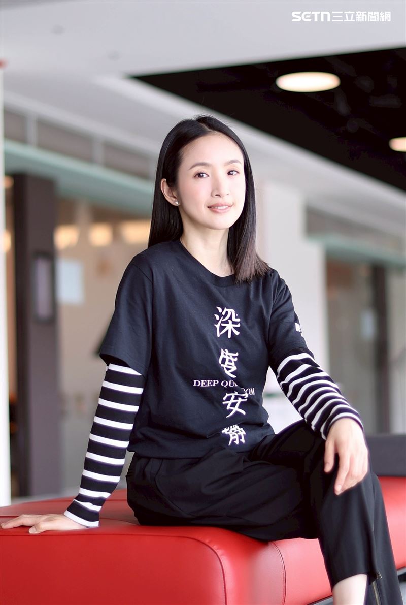 林依晨在片中飾演承受極大心理壓力的孕婦。(圖/記者鄭孟晃攝影)