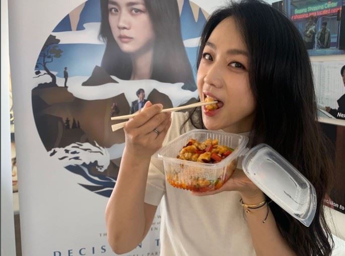 近期關於「是否懷孕」的討論再度掀起熱議，主角正是影后級演員湯唯。（圖／翻攝自湯唯IG）