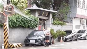台中「消毒水怪人」頻現身！竟已連噴30年　曾波及車輛遭開罰（圖／翻攝自Threads）新
