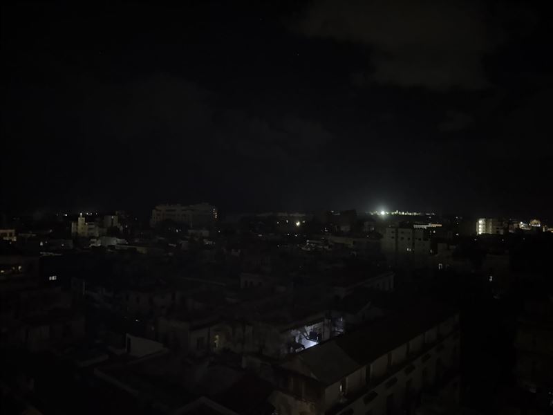 由於美國川普政府的石油禁運,再加上長期制裁下的設施缺乏良好保養,古巴一週內第二度全國大斷電。(圖/翻攝自X平台 @owenjonesjourno)