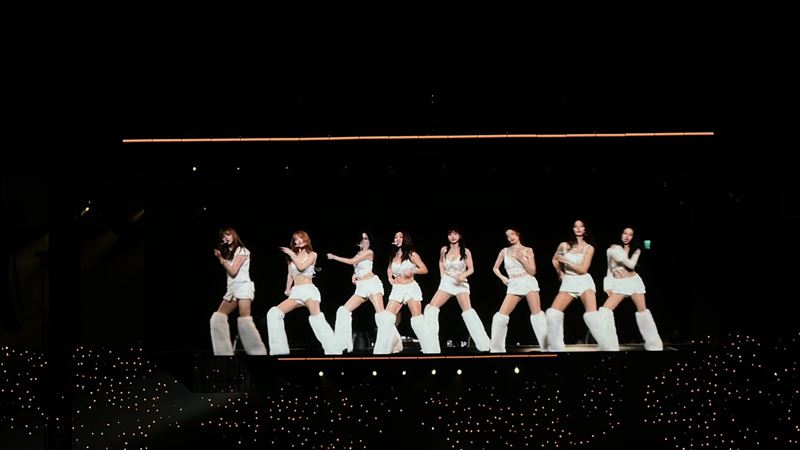 TWICE台北大巨蛋演唱會末場登場。(圖/讀者提供)