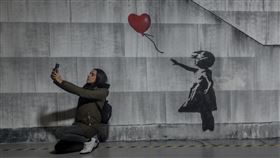 Banksy真實身分遭《路透社》揭穿。（圖／翻攝自IG @banksy）