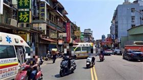 三重左轉小貨車猛撞機車5歲童骨折送醫。（圖／翻攝照片）