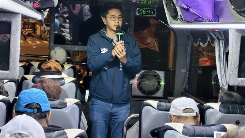 李孝亮雙國籍爭議!粉專舉李貞秀風波開嗆