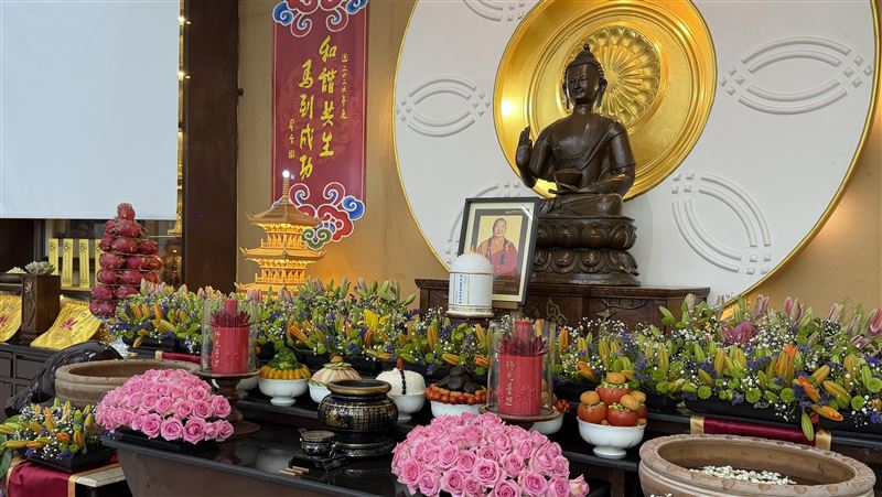 星雲大師靈骨分五大洲 教育成眾人榜樣