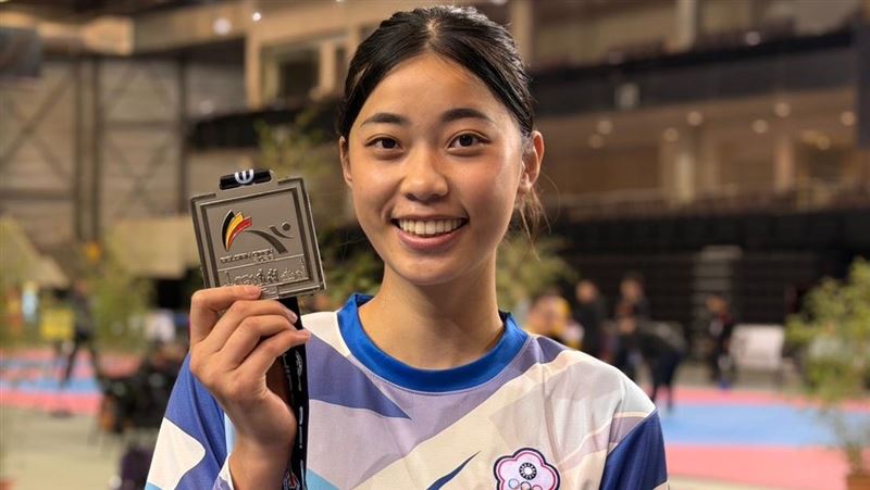 羅嘉翎擺脫傷勢陰霾!跆拳道公開賽喜摘銀