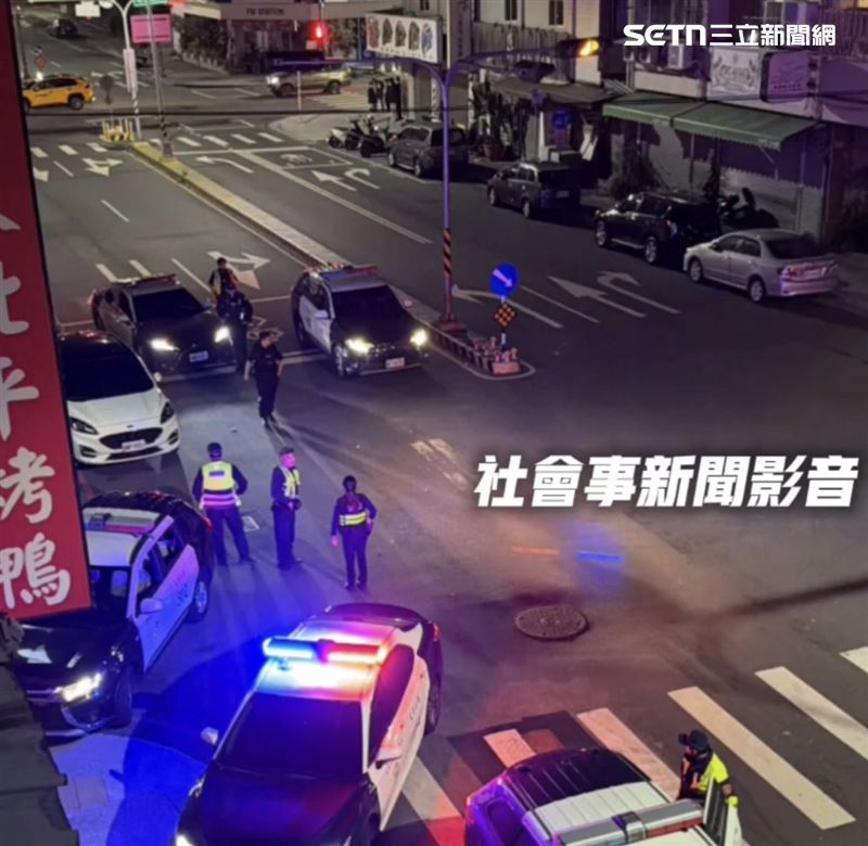 侯姓男子酒後搭乘何姓前女友的車返回住處，不料下車後竟藉酒意「翻舊帳」，質疑前女友另結新歡，憤而徒手捶打對方車輛並大聲叫囂。（圖／翻攝社會事新聞影音）