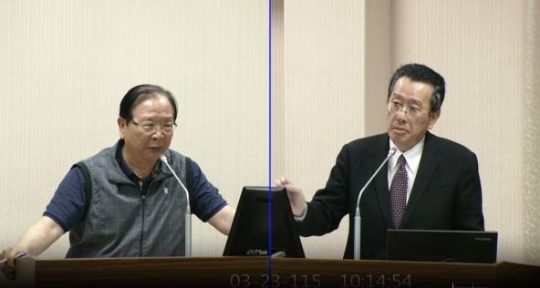 顧立雄不忍了,開嗆林德福,意思是軍購案都不要做?但按照國民黨提案又不同意國防部進行任何商購(圖/翻攝畫面)