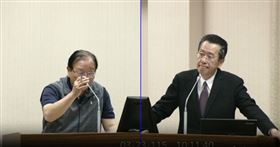 顧立雄不忍了，開嗆林德福，意思軍購案都不要做？但按照國民黨提案又不同意國防部進行任何商購（圖／翻攝畫面）