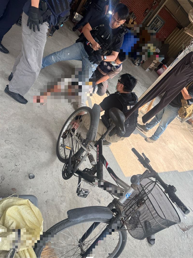 吳姓男子涉嫌對32歲湯姓男子動用私刑凌虐致死後逃逸,警方21日循線在員林住處將人逮捕。(圖/翻攝畫面)